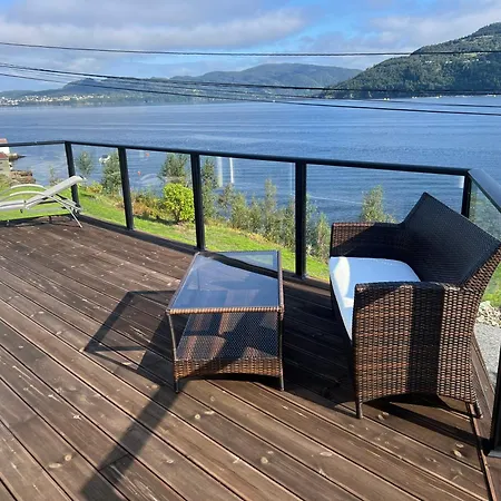 Large House With Panoramic Sea View Semesterbostad *