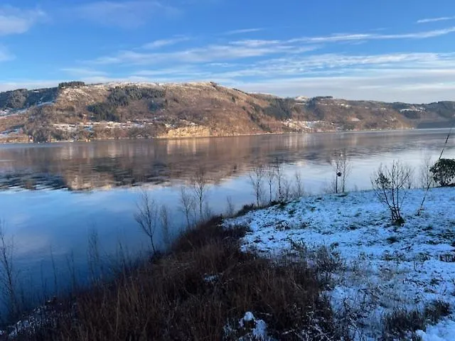 Large House By The Sea Feriehus Bergen
