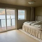 Large House By The Sea * Bergen